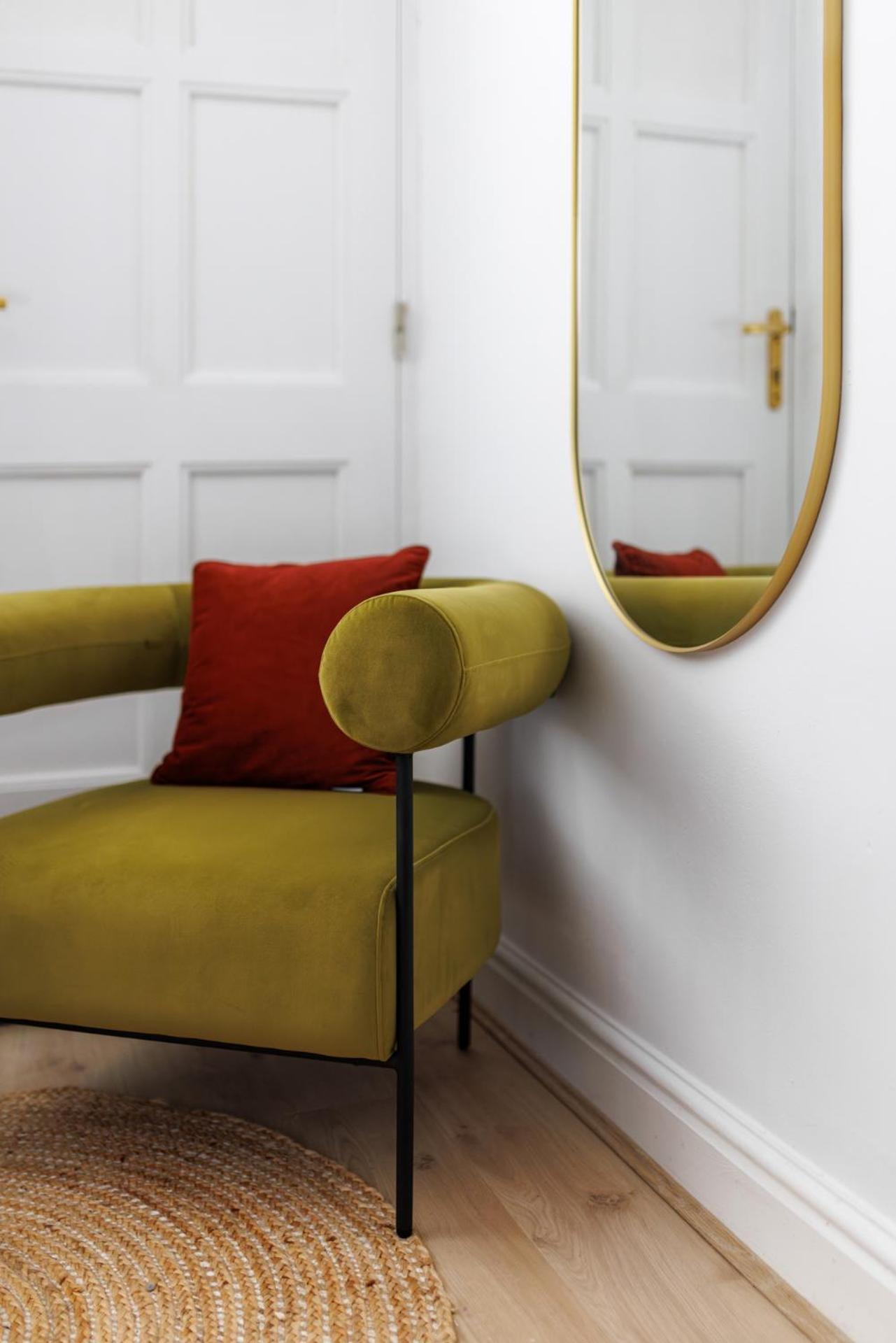 Flatzy - Centre Mansion, Sleeps 20, 5 Baths * Liverpool